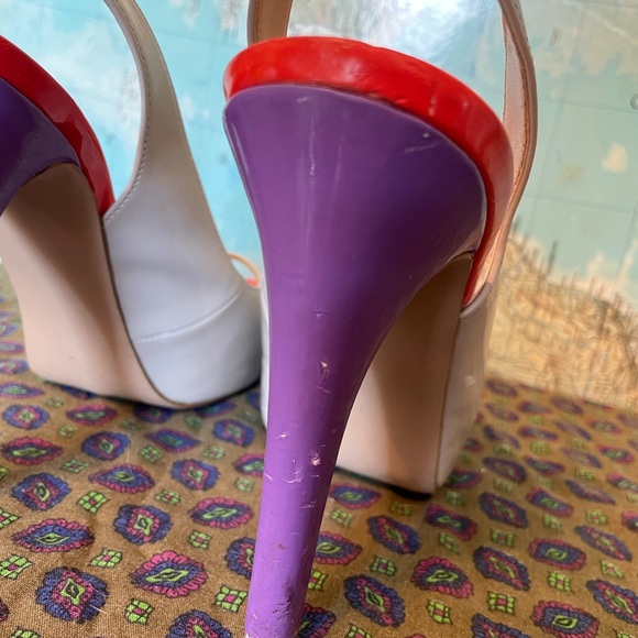 Guess Tan/Orange/Purple Stiletto Heals Size 7 - Picture 7 of 8